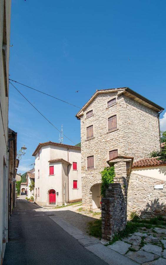 Ca Glera - Vintage Design Apartment Revine Lago Buitenkant foto