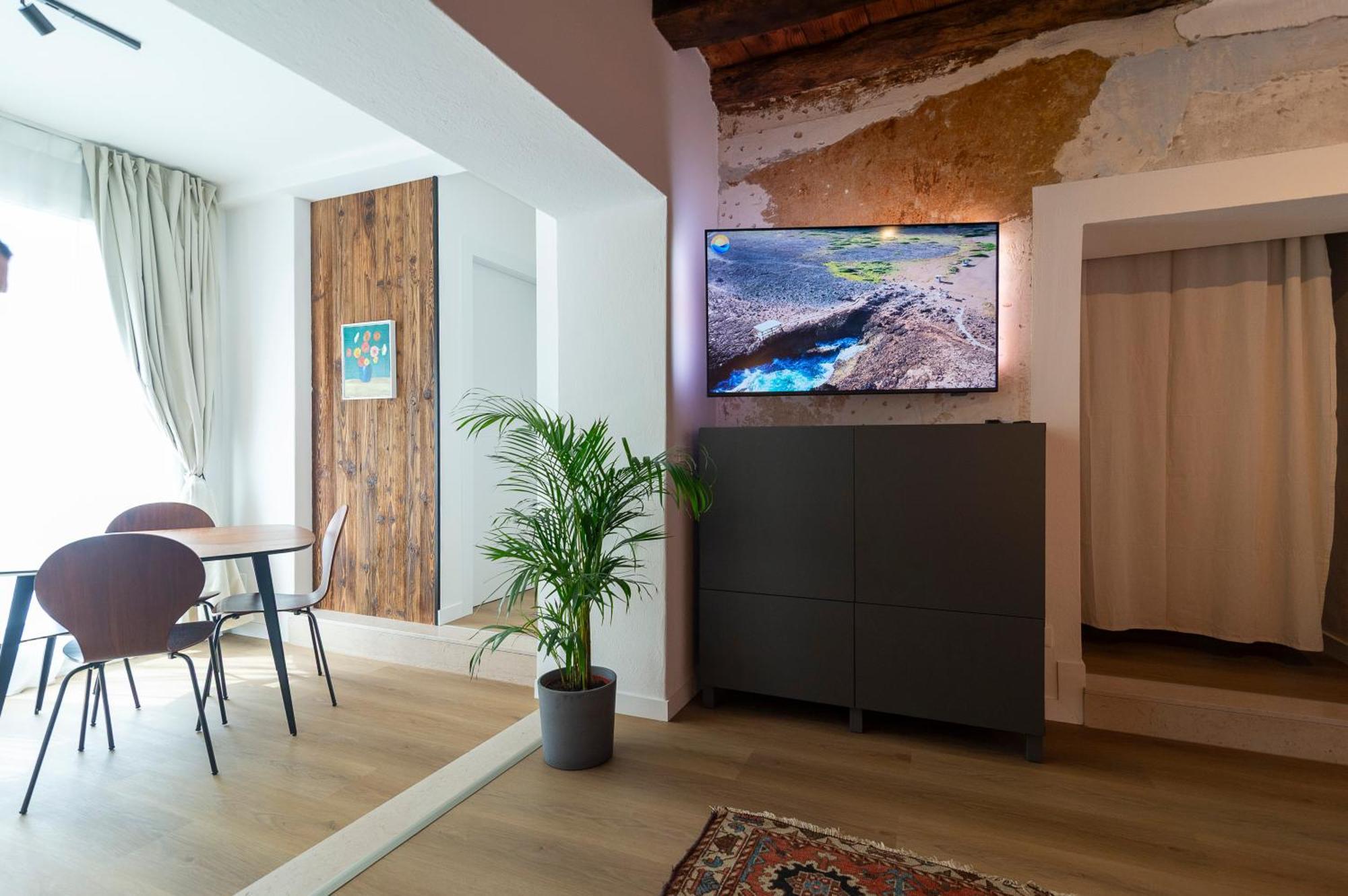 Ca Glera - Vintage Design Apartment Revine Lago Buitenkant foto